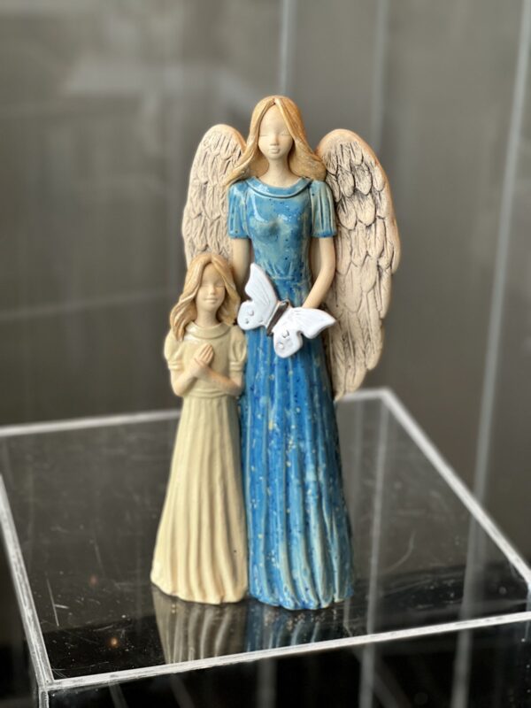krikstynu, pirmos komunijos dovanos - angelas sargas su mergaite